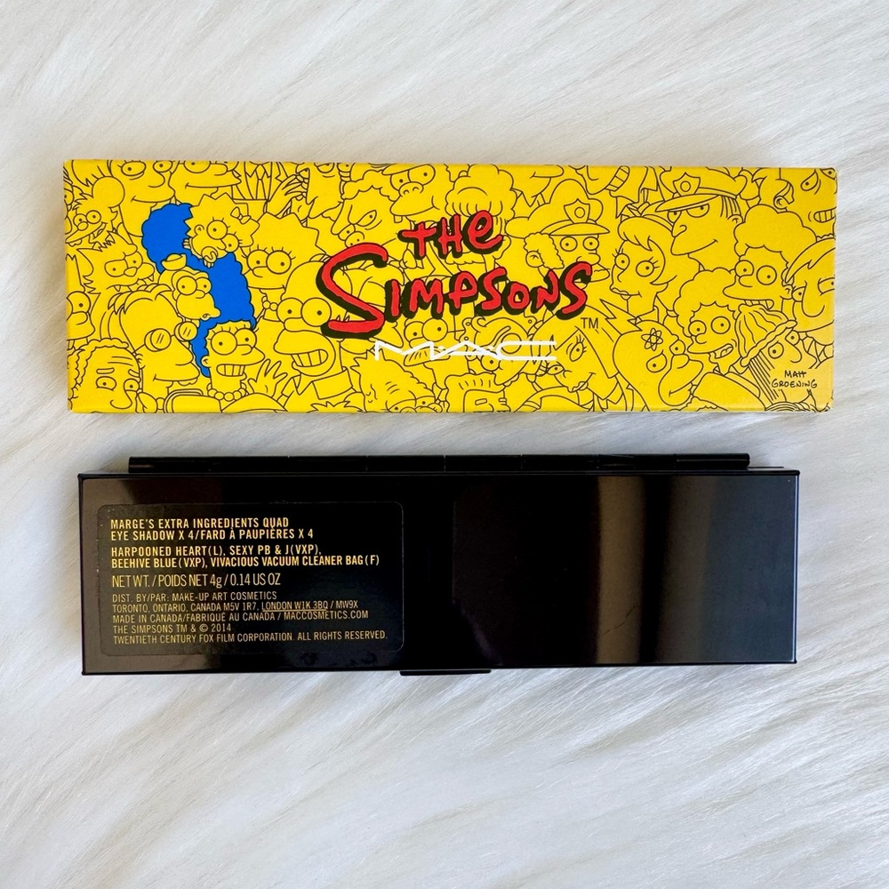 The Simpsons MAC Eyeshadow Palette - Picture 6 of 6
